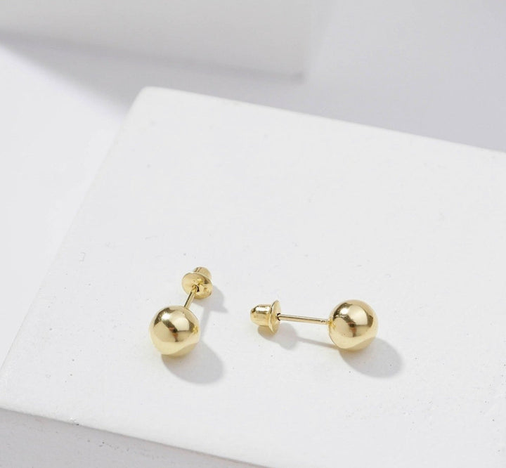 18k Gold Ball Earring