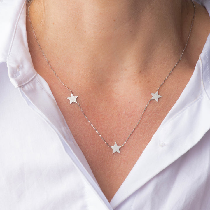 18k Gold Three Star Necklace