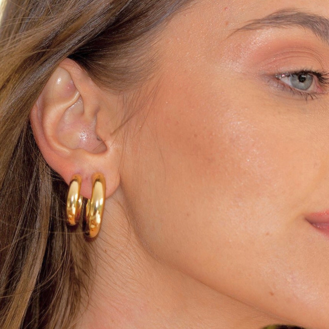 18k Gold Hoop Earring
