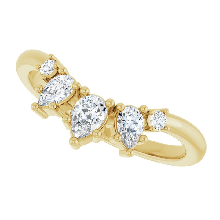 Curved Gold Three Drops Diamond Ring