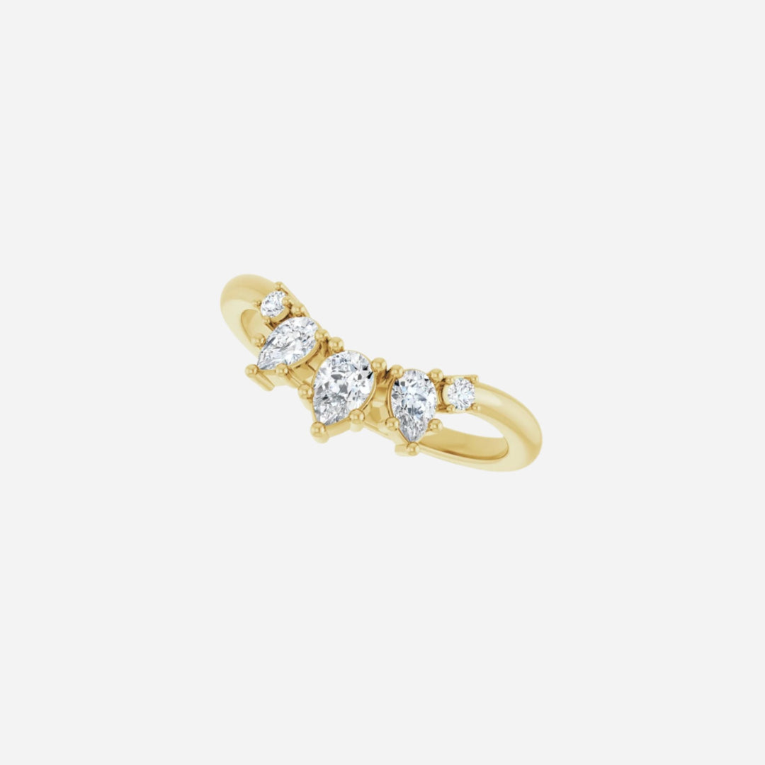 Curved Gold Three Drops Diamond Ring