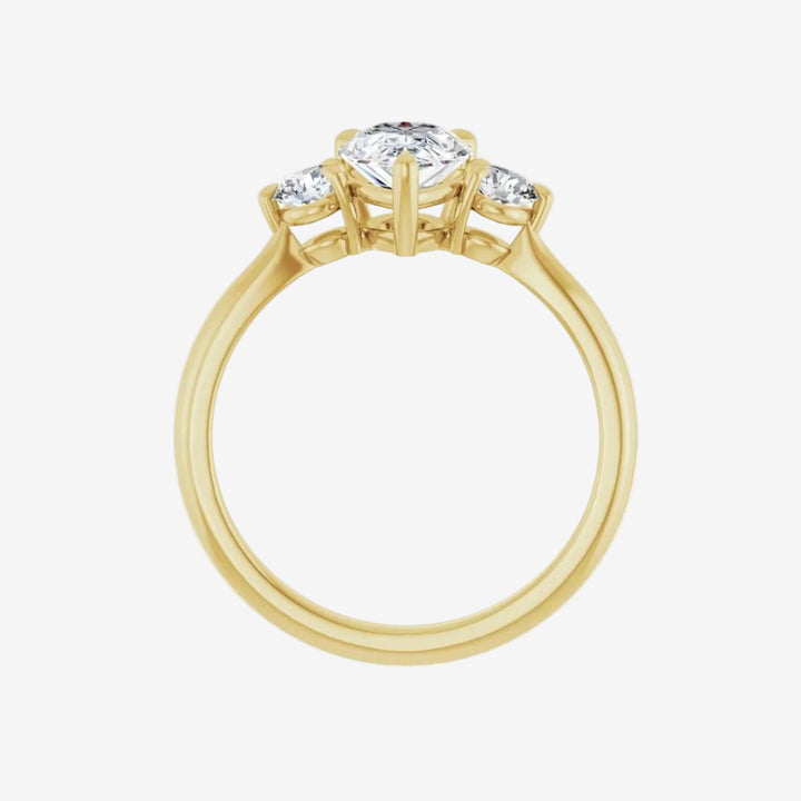 Engagement Ring Gardenia Solid Gold Pear Lab Grown Diamond 3.0 Cts