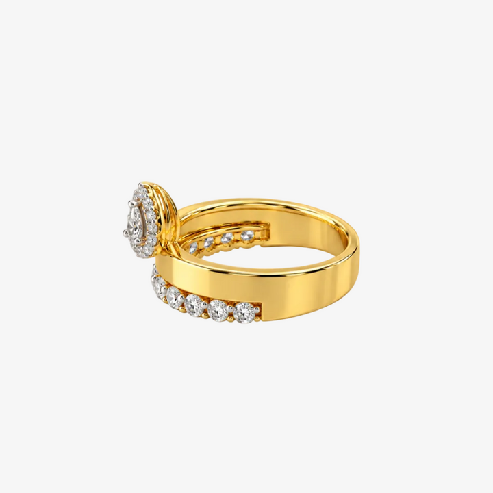 18K Yellow Gold Natural Diamond Pear Ring