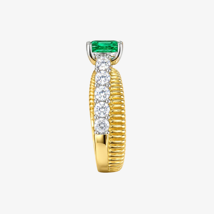 18K Yellow Gold Natural Emerald &amp; Diamond Ring