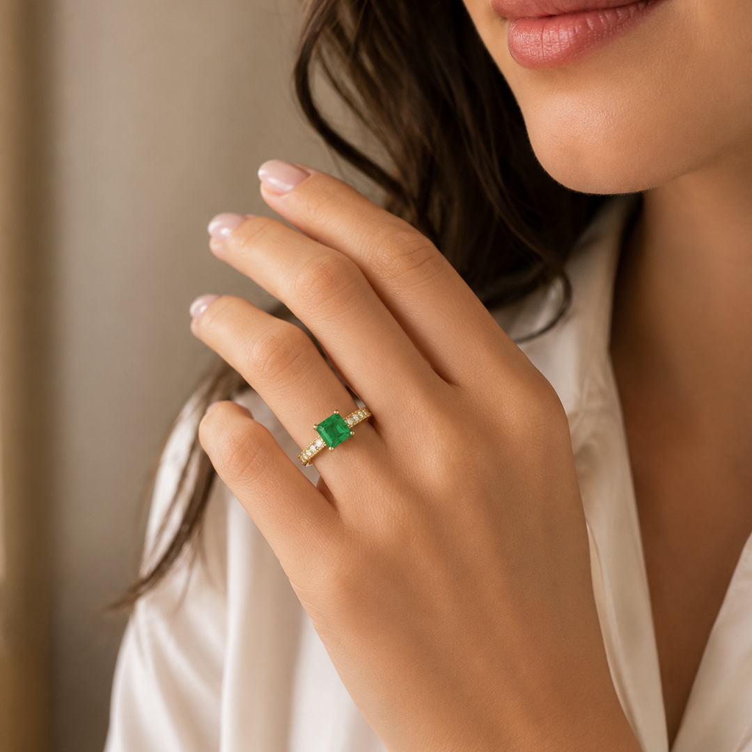 Gold Square Emerald Ring