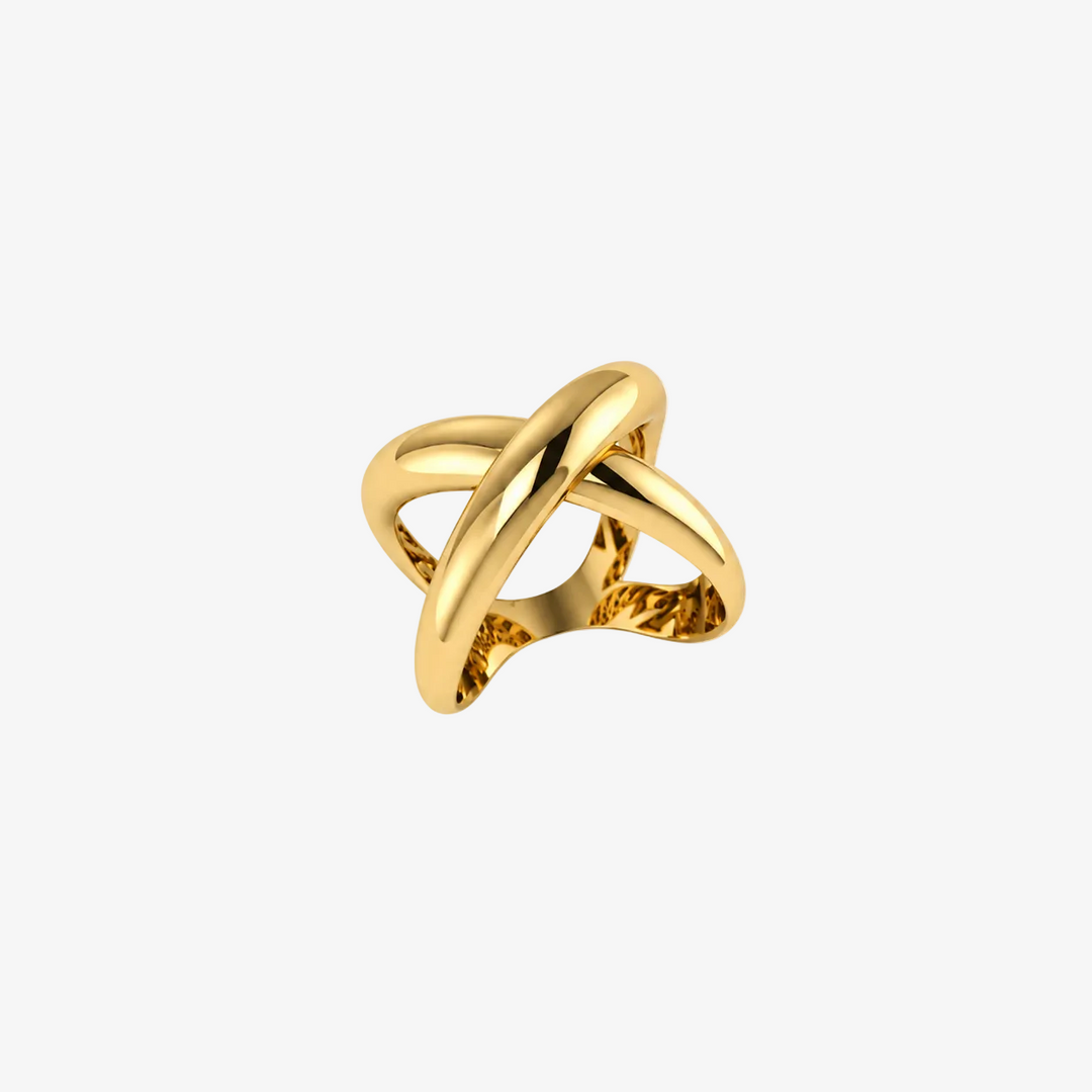 Anillo entrelazado de oro de 18 quilates