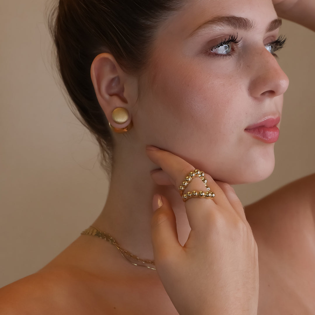 18k Gold Earring