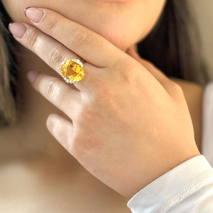 18k Gold Citrine Ring