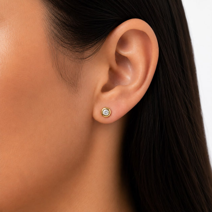 18k Yellow Gold Bezel Diamond Stud Earrings