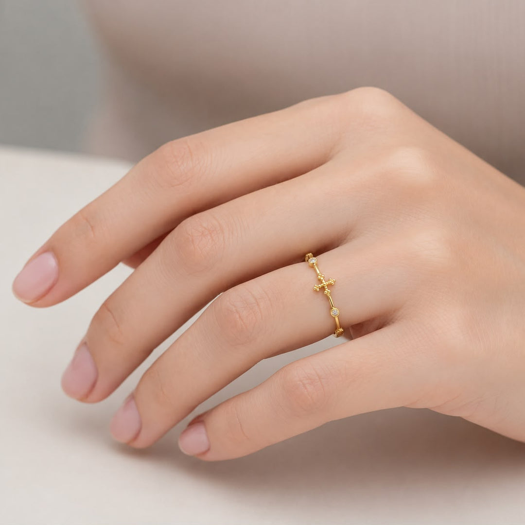 18k Gold Ring with Diamonds