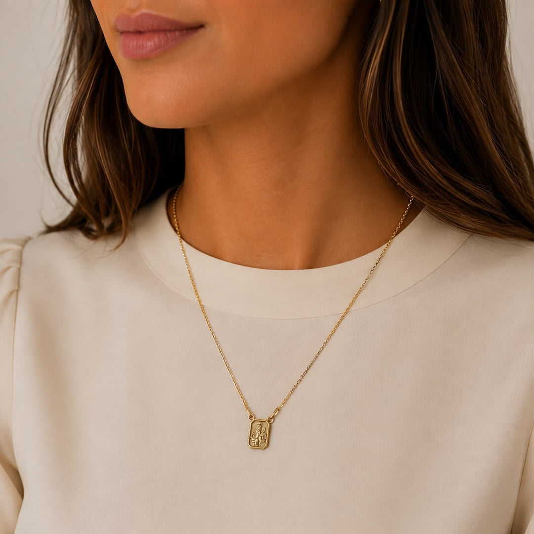 18k Yellow Gold Small Scapular