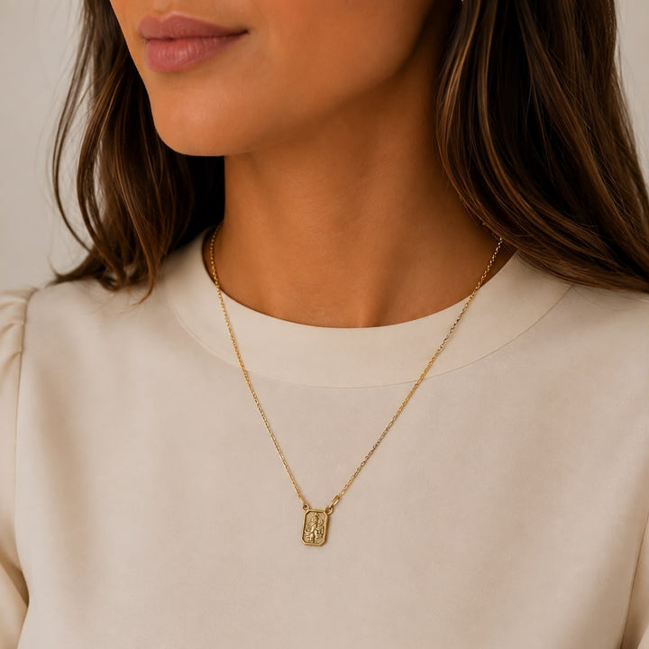 18k Yellow Gold Small Scapular
