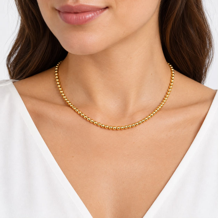 Collar de oro de 18 quilates y 12,96 AU