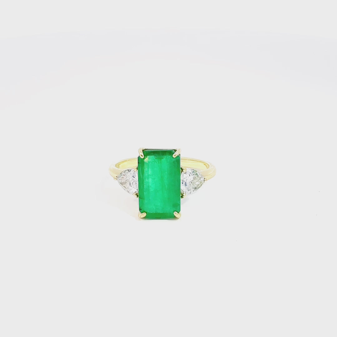 Natural Emerald Gold Ring
